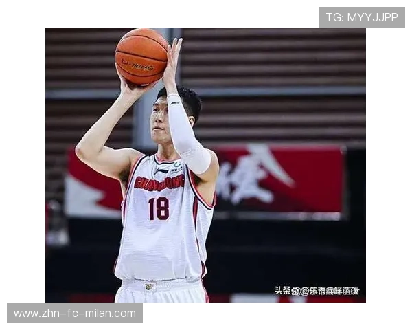 CBA广东队教练被外媒关注，战术硬核成标签