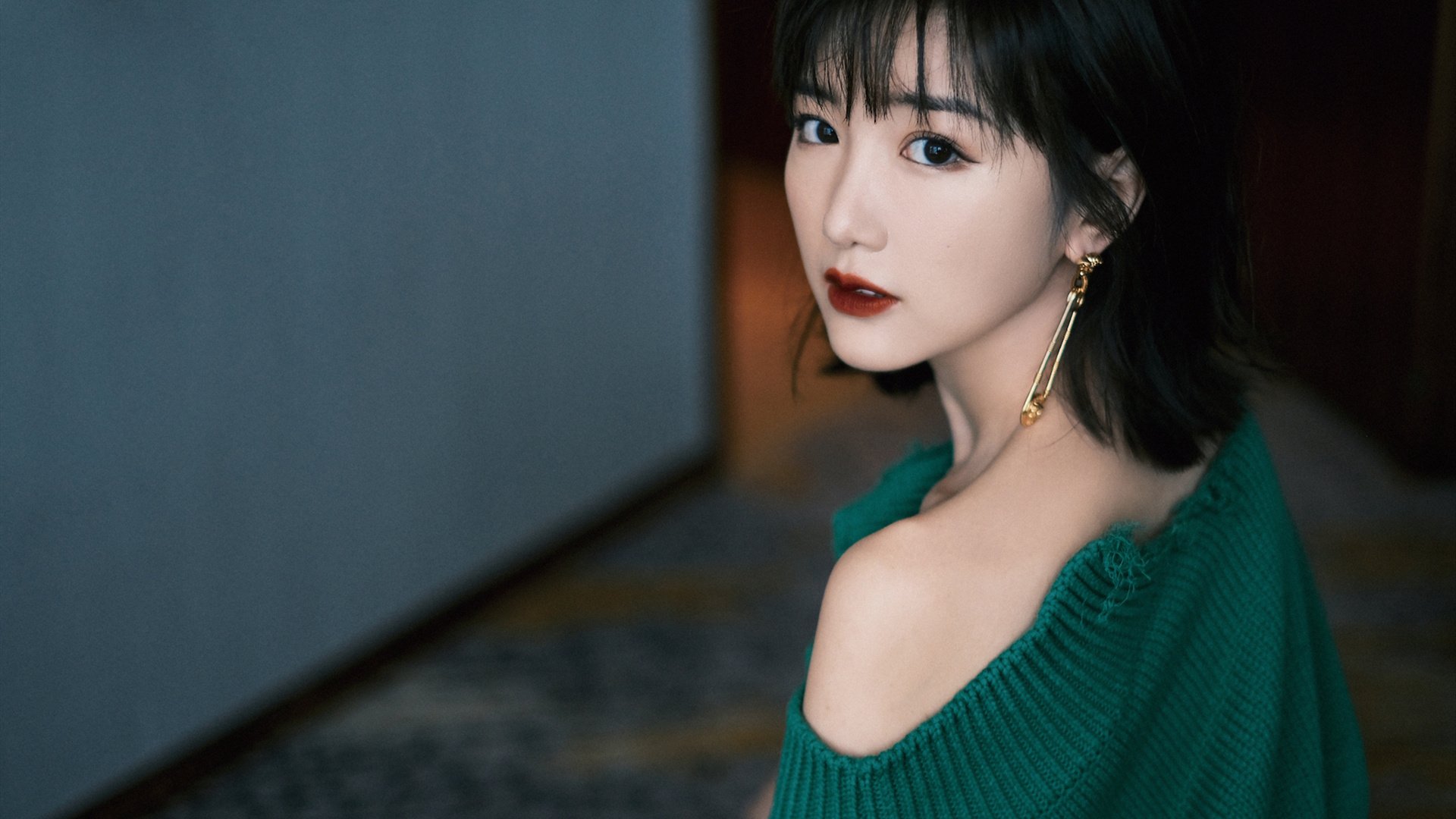 新兴足球国家在国际比赛中崭露头角,潜力巨大引关注,新兴球队