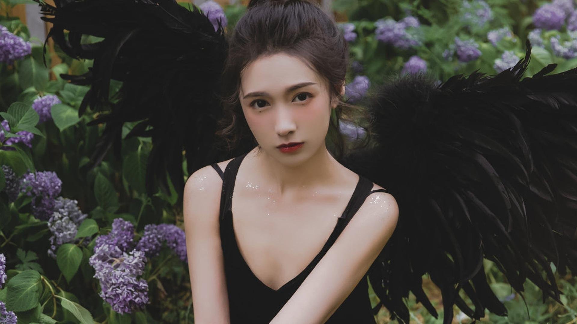 法甲华丽突破:速度与技巧的完美融合